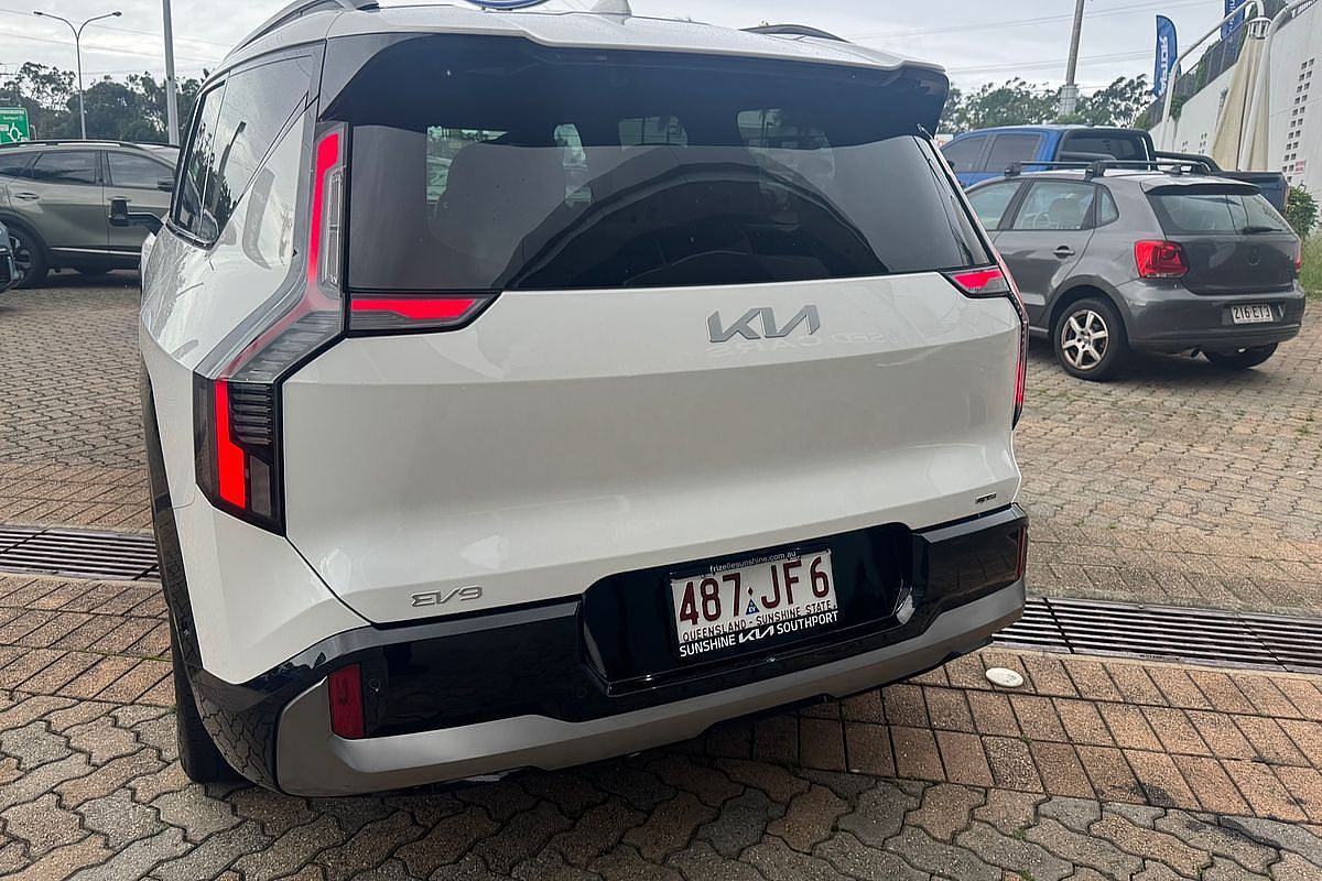 2023 Kia EV9 GT-Line MV