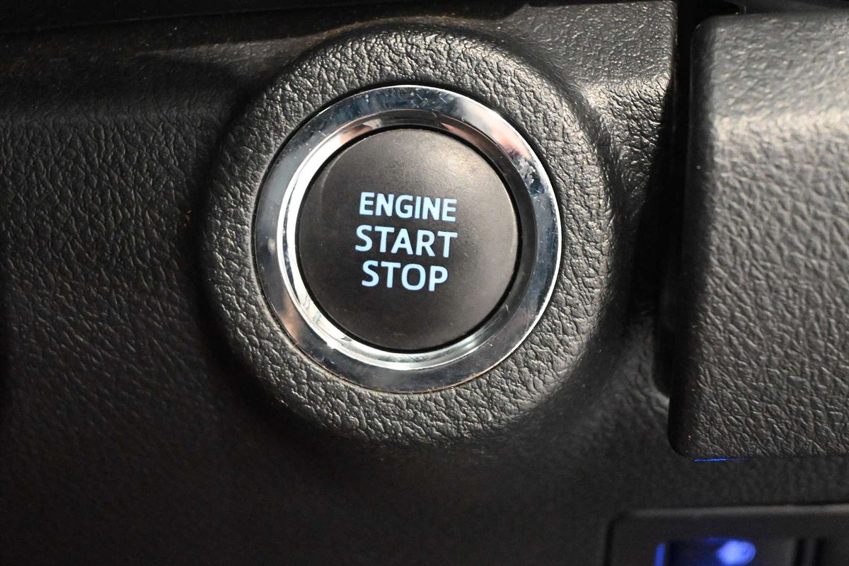 2022 Toyota Hilux SR5 GUN126R 4X4