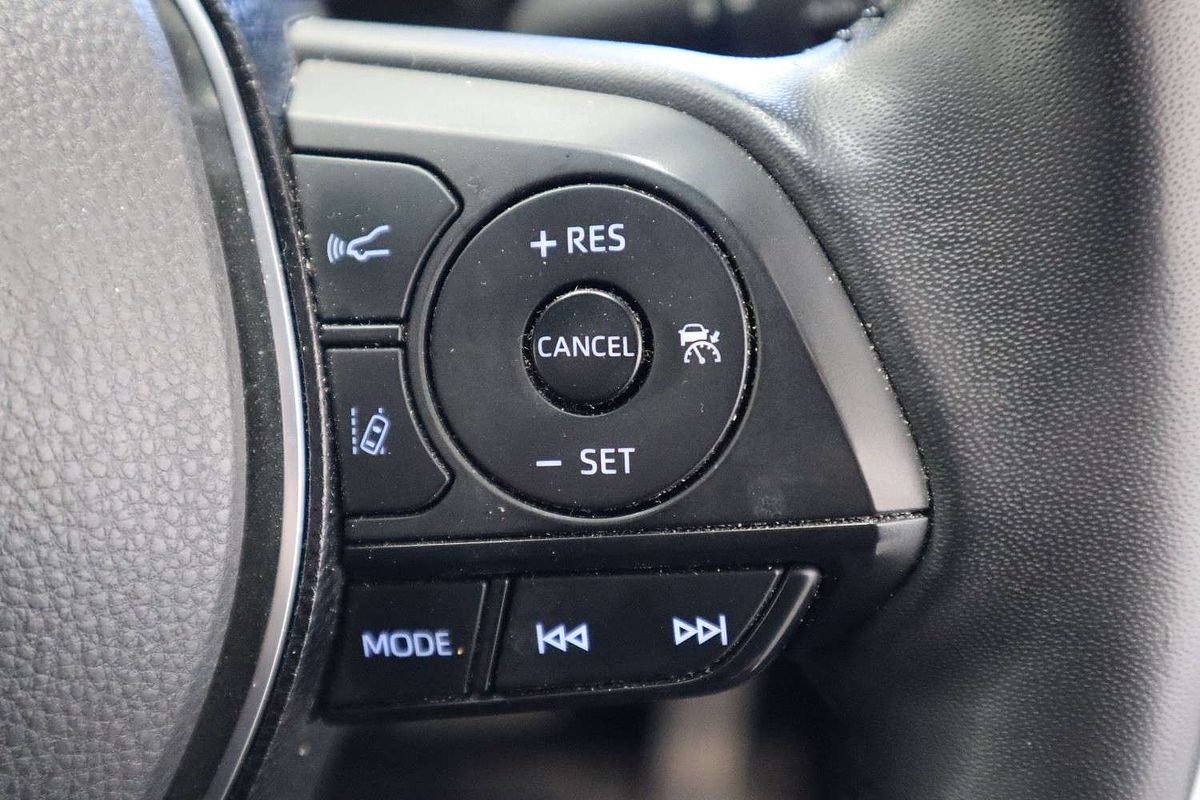 2020 Toyota RAV4 Cruiser AXAH54R