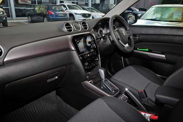 2024 Suzuki Vitara LY Series II