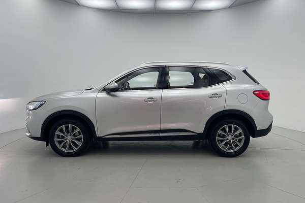 2022 MG HS Vibe SAS23