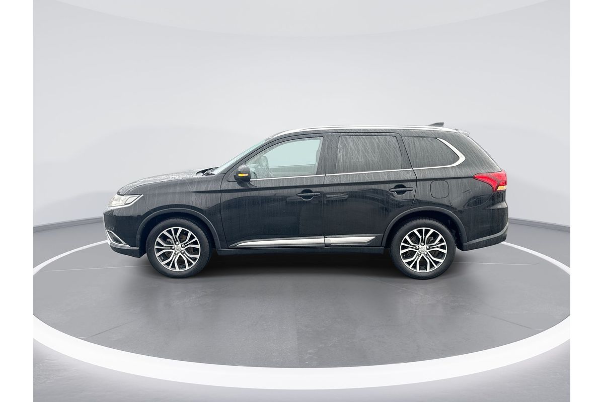2016 Mitsubishi Outlander LS Safety Pack ZK
