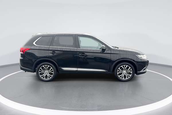2016 Mitsubishi Outlander LS Safety Pack ZK