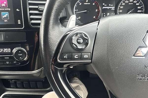 2016 Mitsubishi Outlander LS Safety Pack ZK