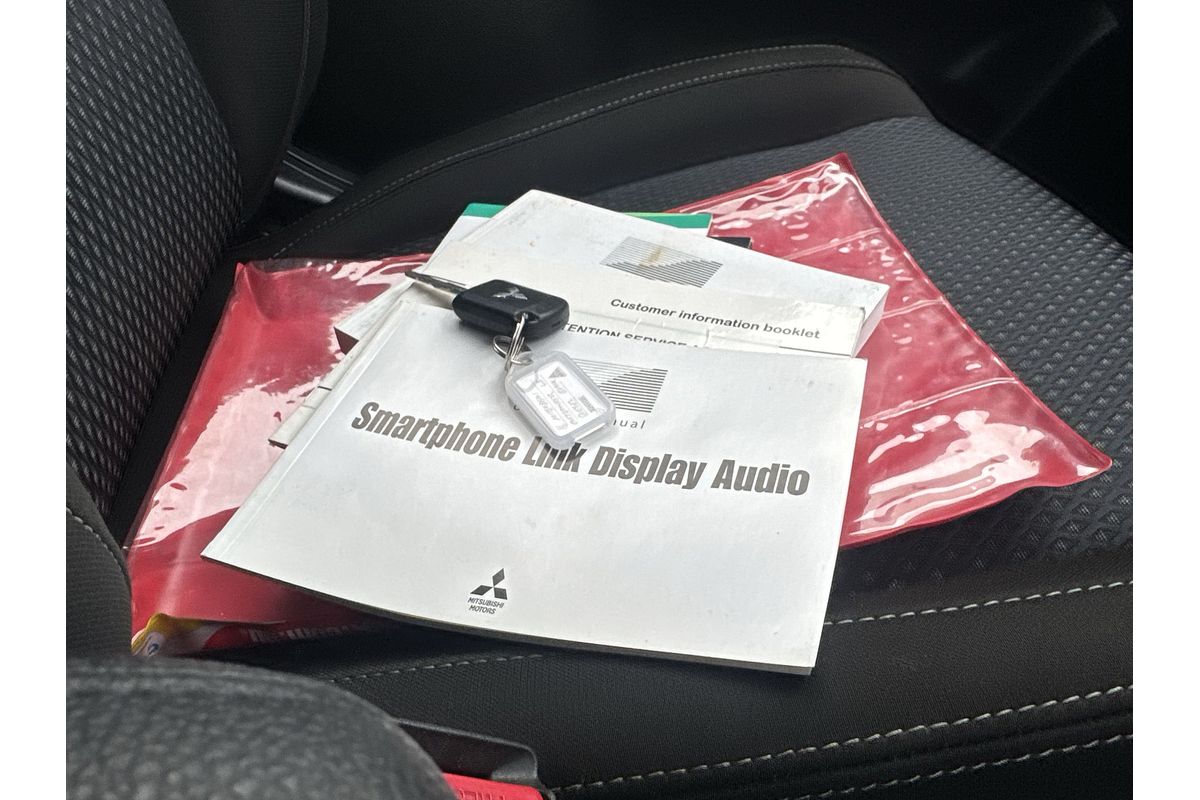 2016 Mitsubishi Outlander LS Safety Pack ZK