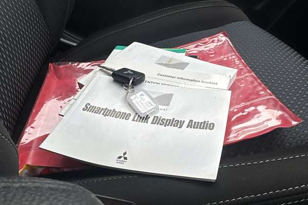 2016 Mitsubishi Outlander LS Safety Pack ZK