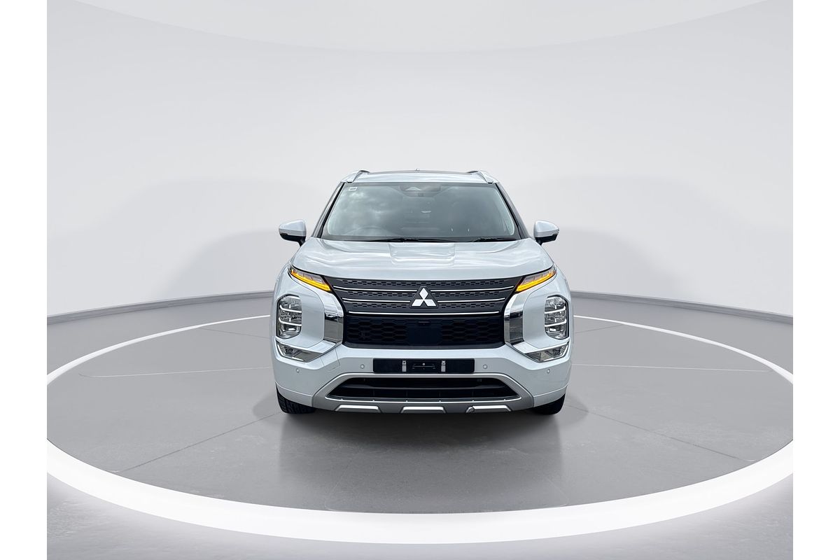 2022 Mitsubishi Outlander Exceed Tourer ZM