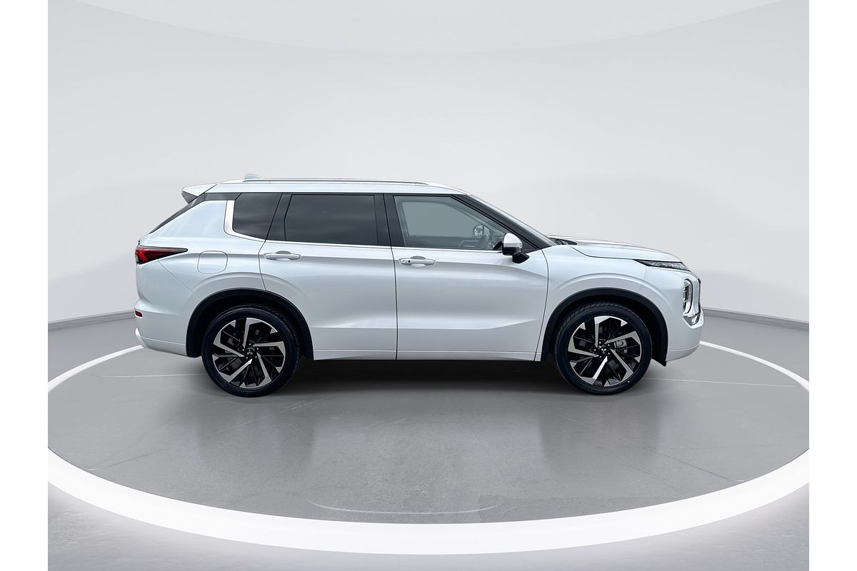 2022 Mitsubishi Outlander Exceed Tourer ZM