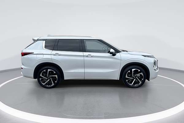 2022 Mitsubishi Outlander Exceed Tourer ZM