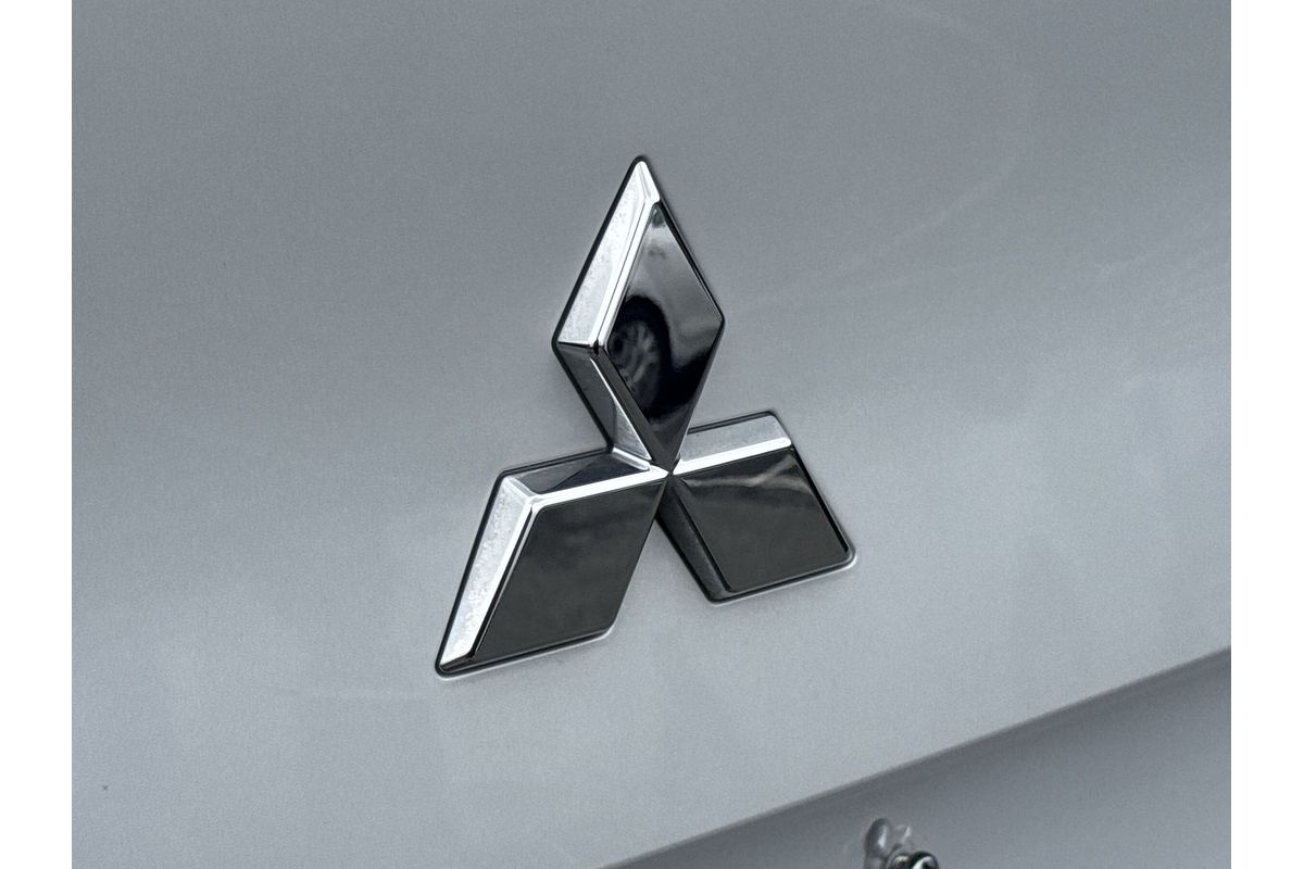 2022 Mitsubishi Outlander Exceed Tourer ZM