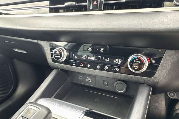 2022 Mitsubishi Outlander Exceed Tourer ZM