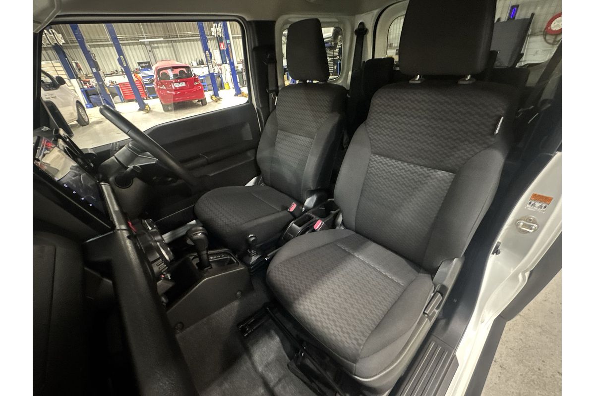 2022 Suzuki Jimny GJ