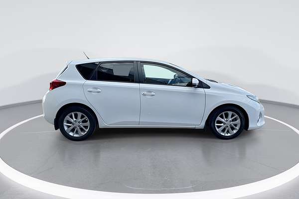 2013 Toyota Corolla Ascent Sport ZRE182R