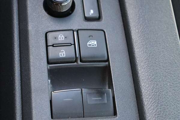 2021 Toyota Hiace GDH300R LWB