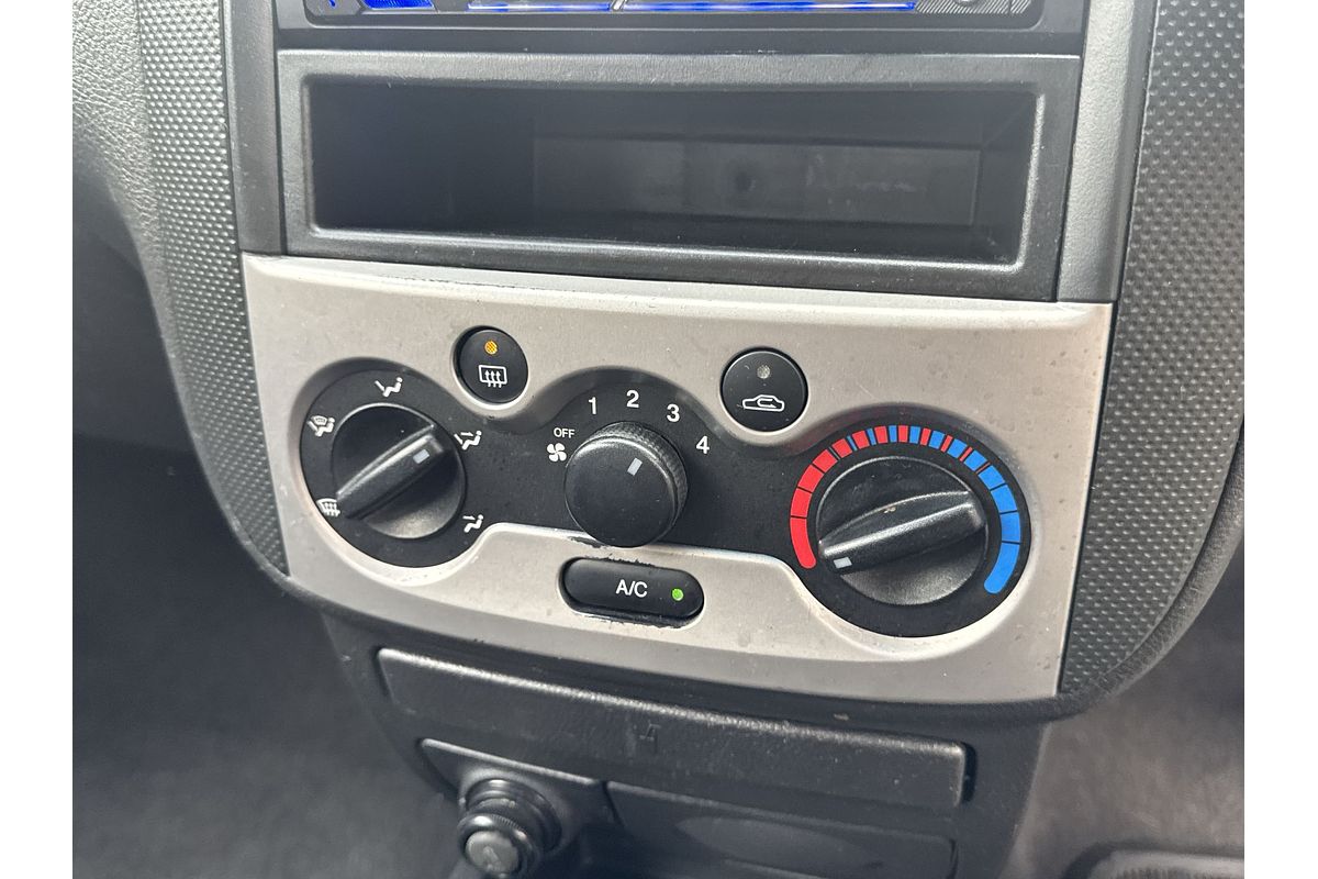 2005 Holden Barina TK