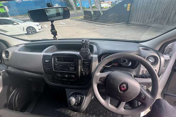 2018 Renault Trafic Trader Life X82 SWB