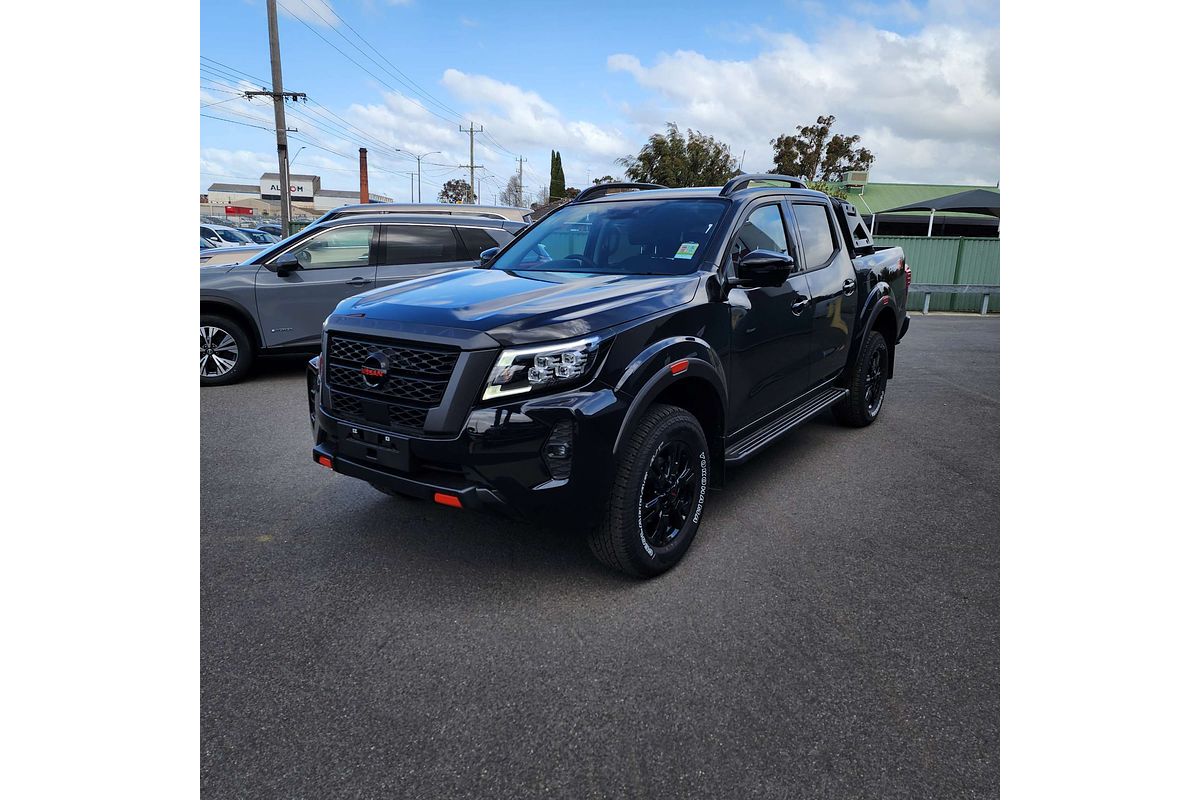 2025 Nissan Navara PRO-4X D23 4X4
