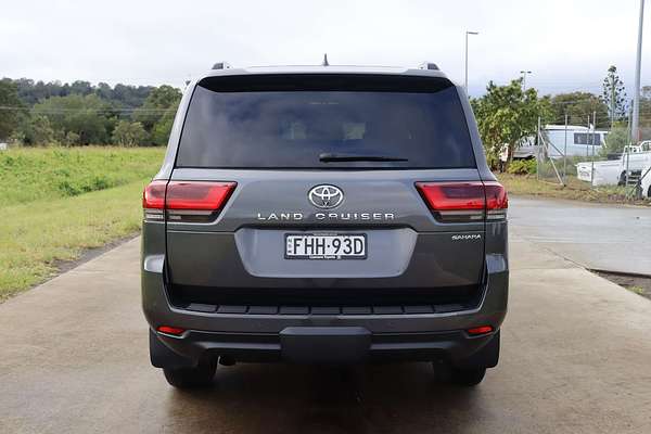 2024 Toyota Landcruiser Sahara FJA300R