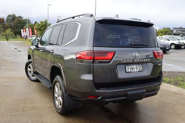 2024 Toyota Landcruiser Sahara FJA300R