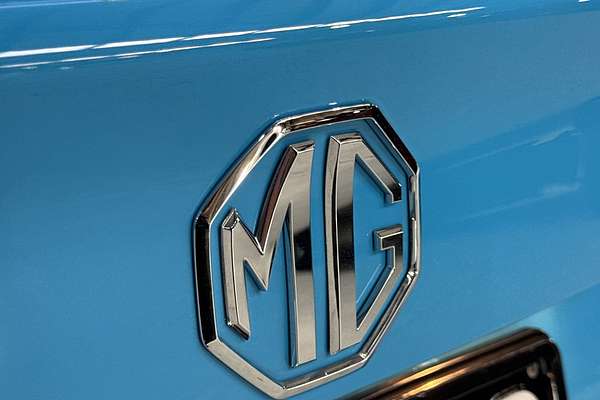 2024 MG MG5 Essence