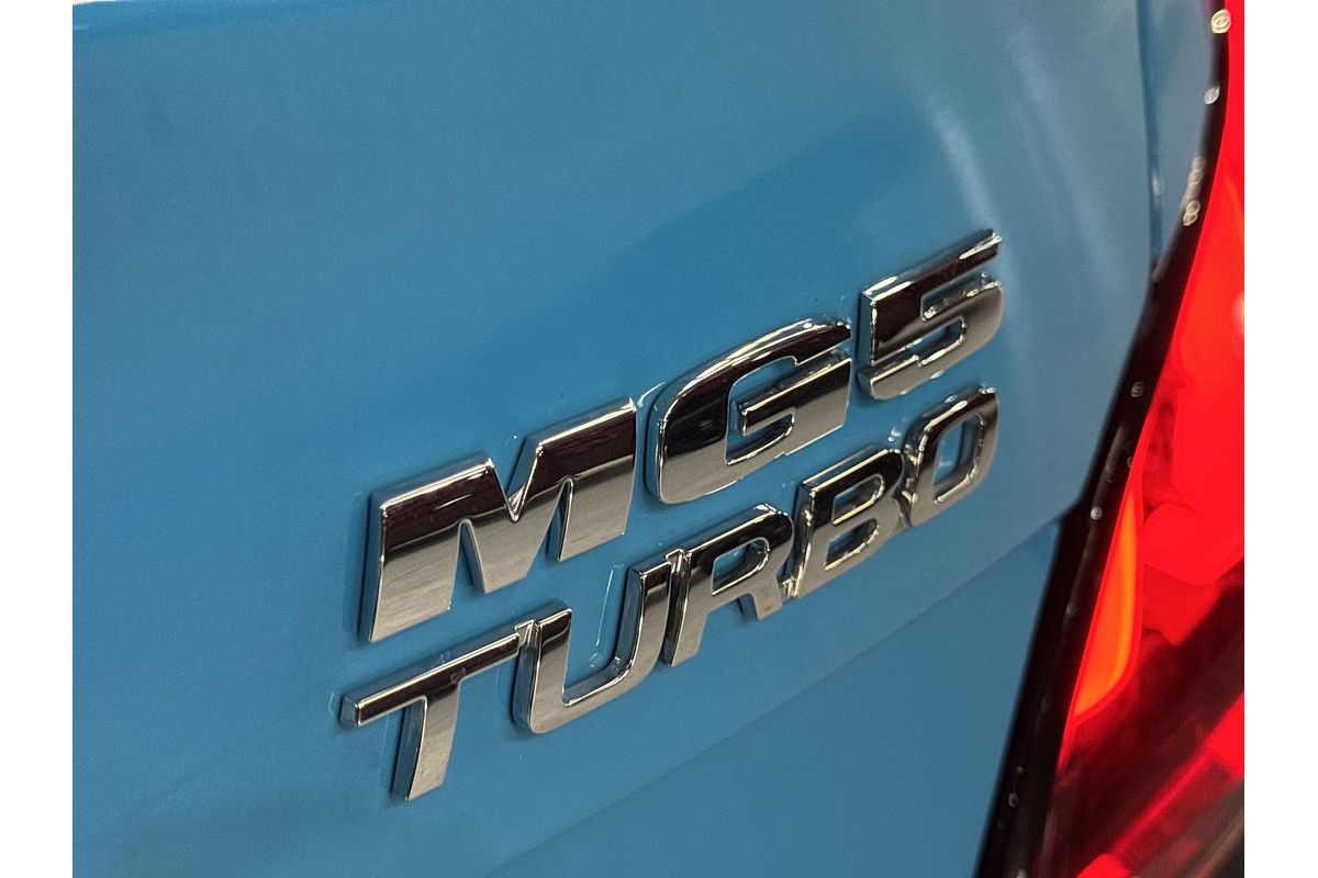 2024 MG MG5 Essence