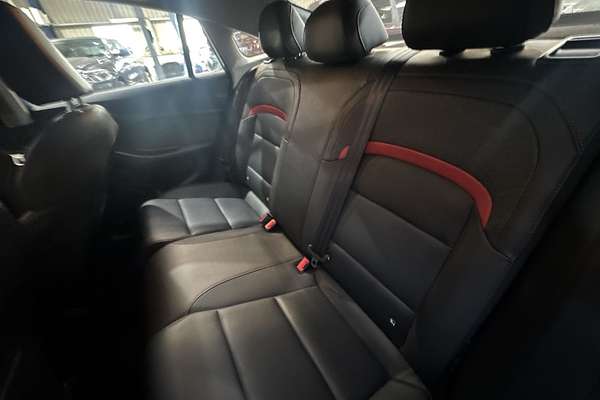 2024 MG MG5 Essence