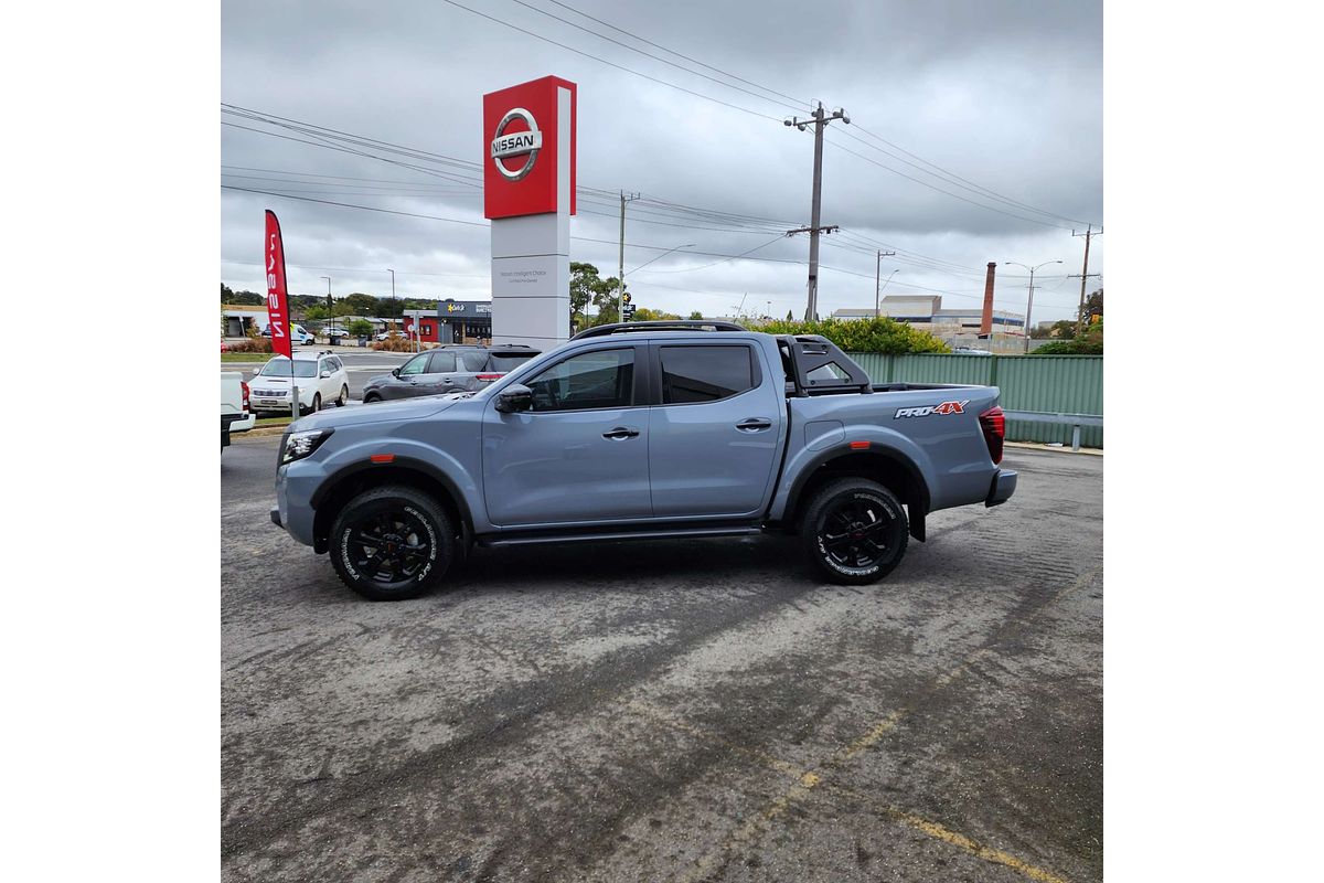 2025 Nissan Navara PRO-4X D23 4X4