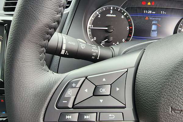 2025 Nissan Navara PRO-4X D23 4X4