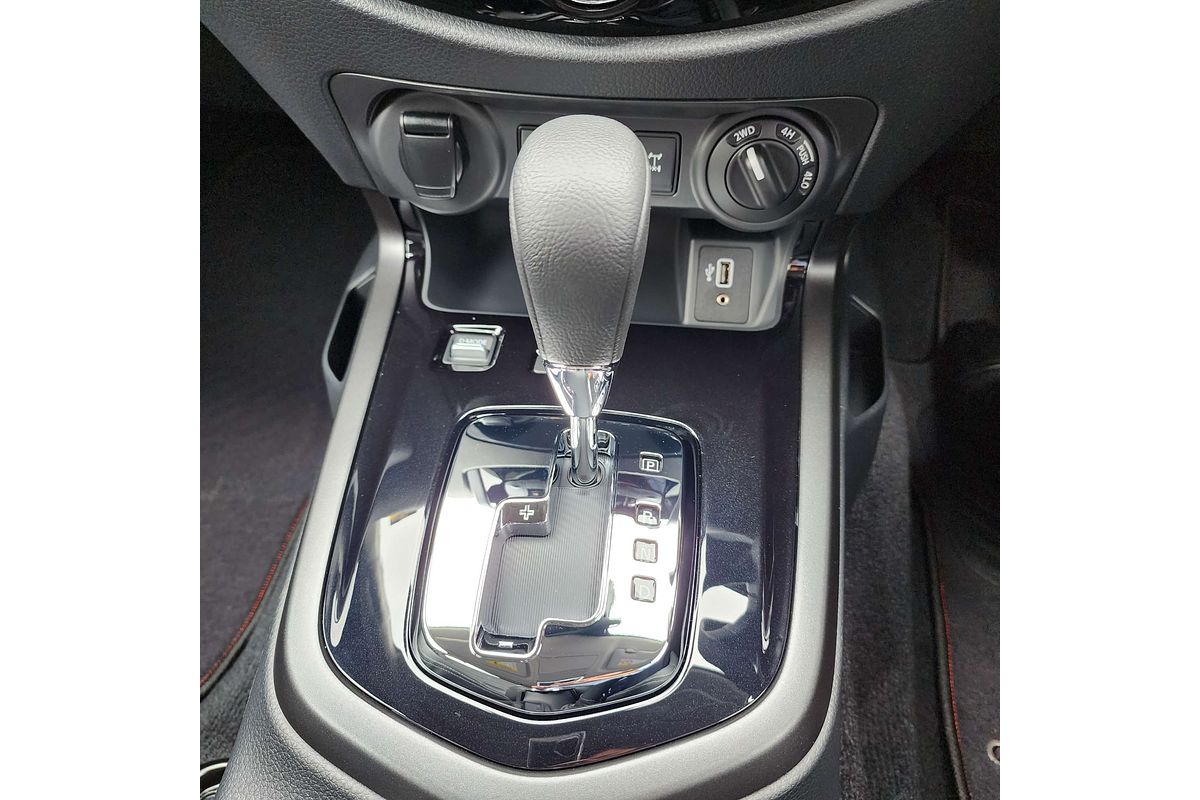2025 Nissan Navara PRO-4X D23 4X4