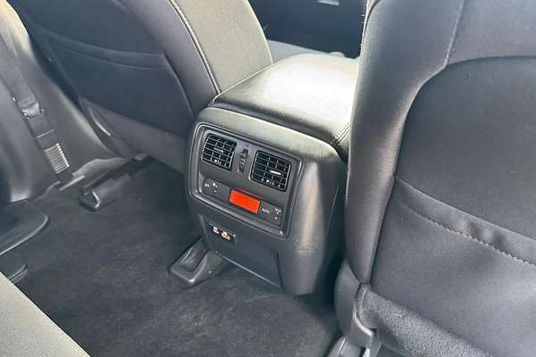 2020 Nissan Pathfinder ST R52 Series III
