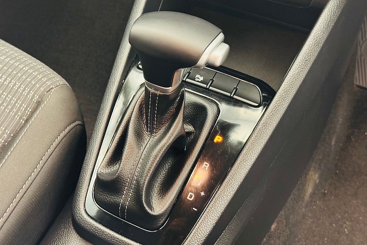 2023 Kia Stonic Sport YB