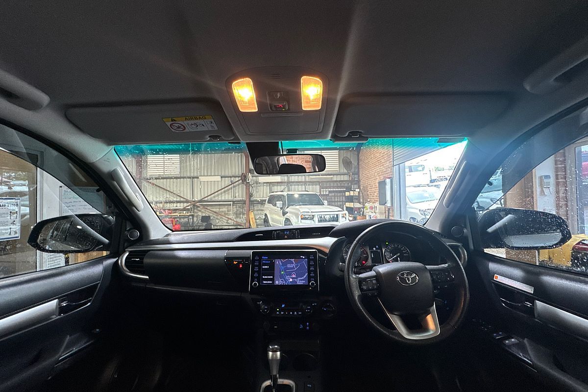 2023 Toyota Hilux SR5 GUN126R 4X4