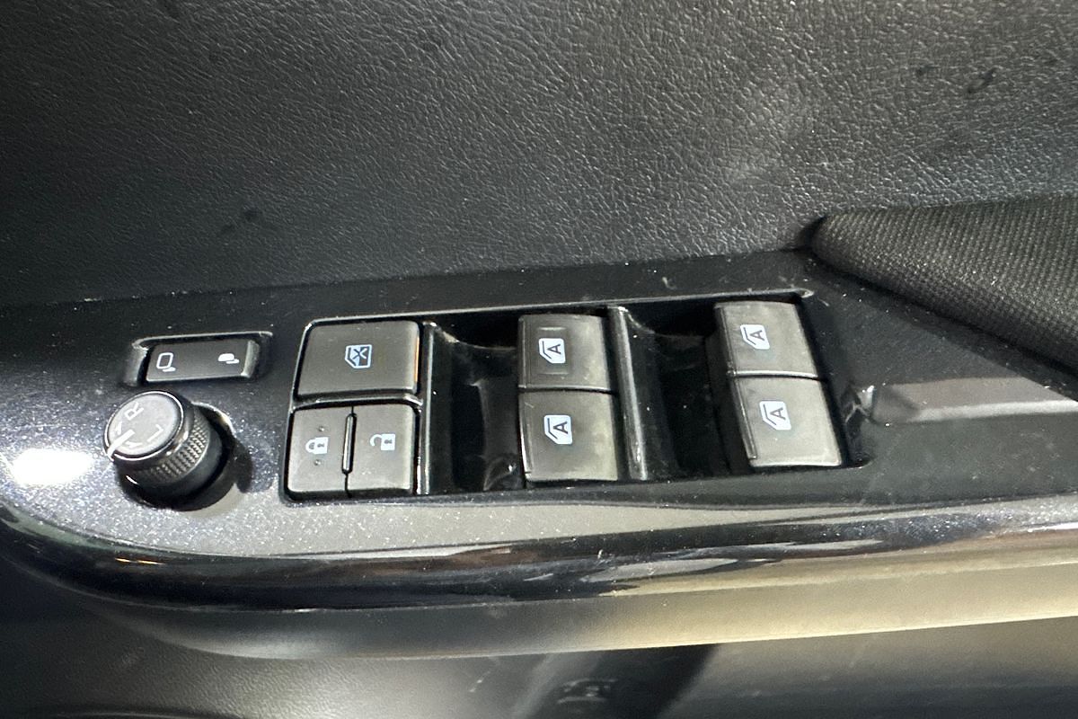 2023 Toyota Hilux SR5 GUN126R 4X4