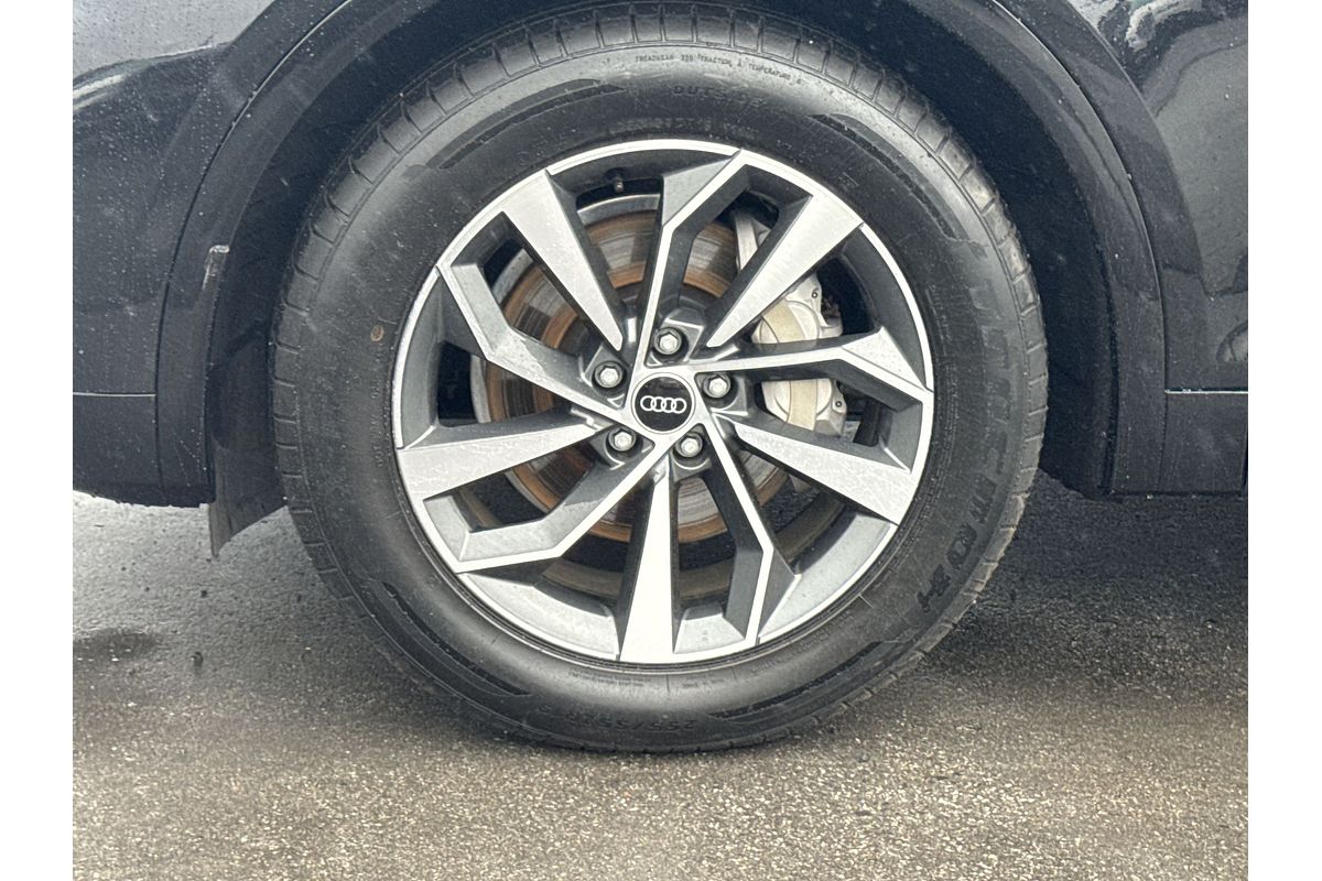 2023 Audi Q5 35 TDI FY