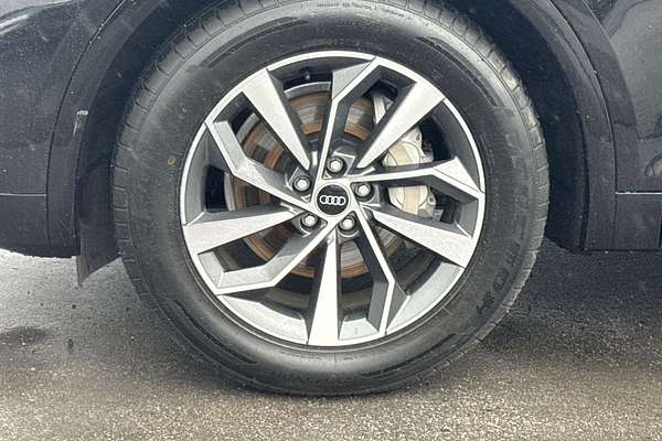 2023 Audi Q5 35 TDI FY