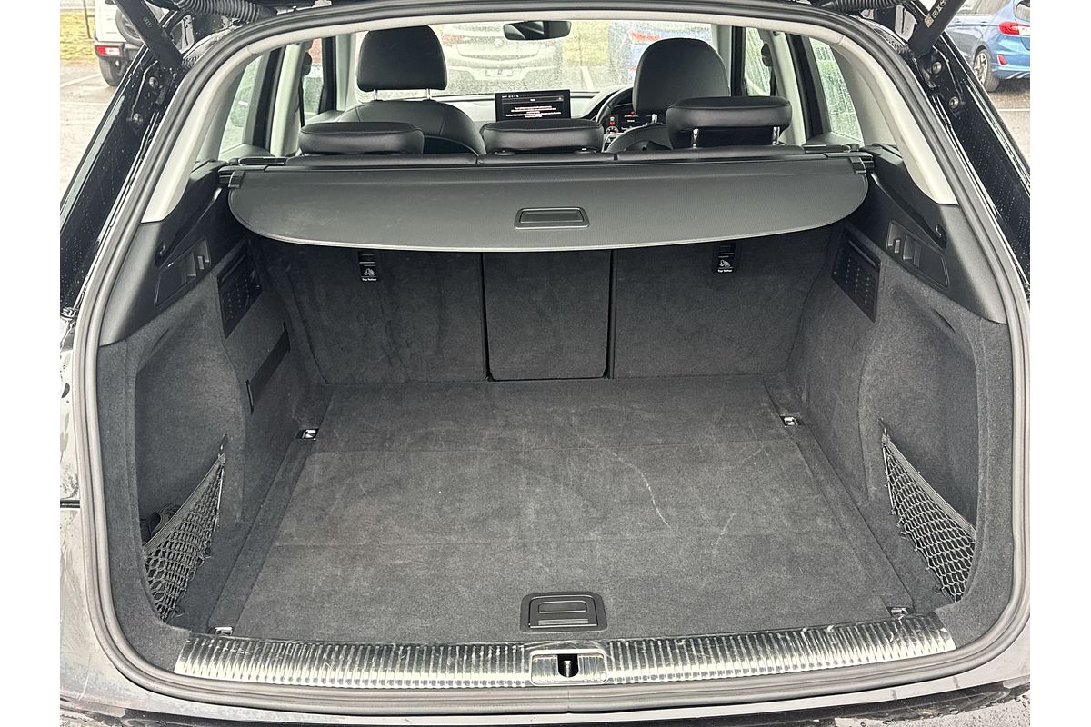 2023 Audi Q5 35 TDI FY
