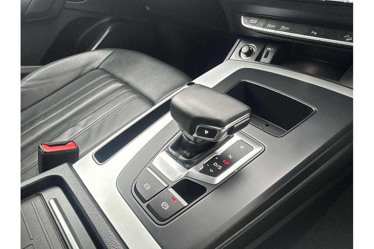 2023 Audi Q5 35 TDI FY