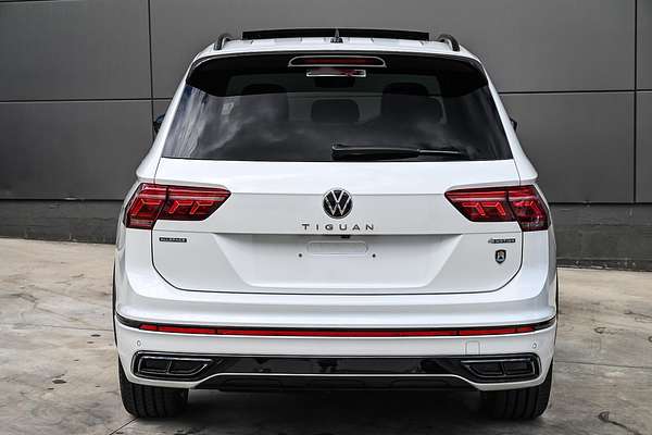 2024 Volkswagen Tiguan Wolfsburg Edition Allspace 5N