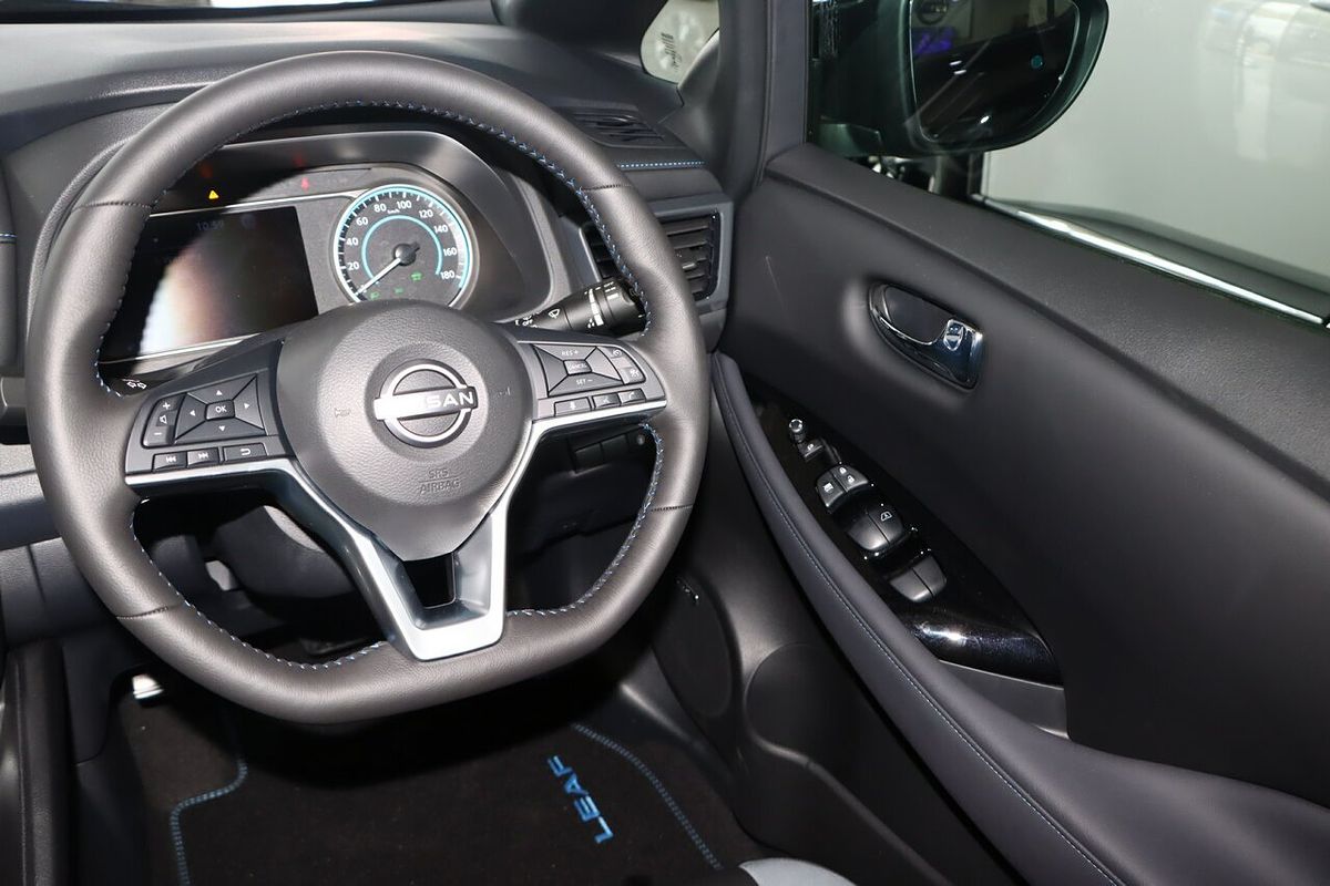 2022 Nissan LEAF e+ ZE1