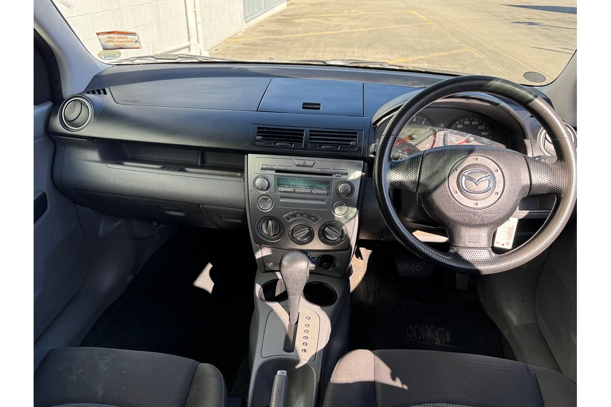 2005 Mazda DEMIO