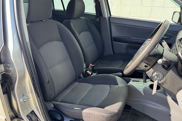 2005 Mazda DEMIO