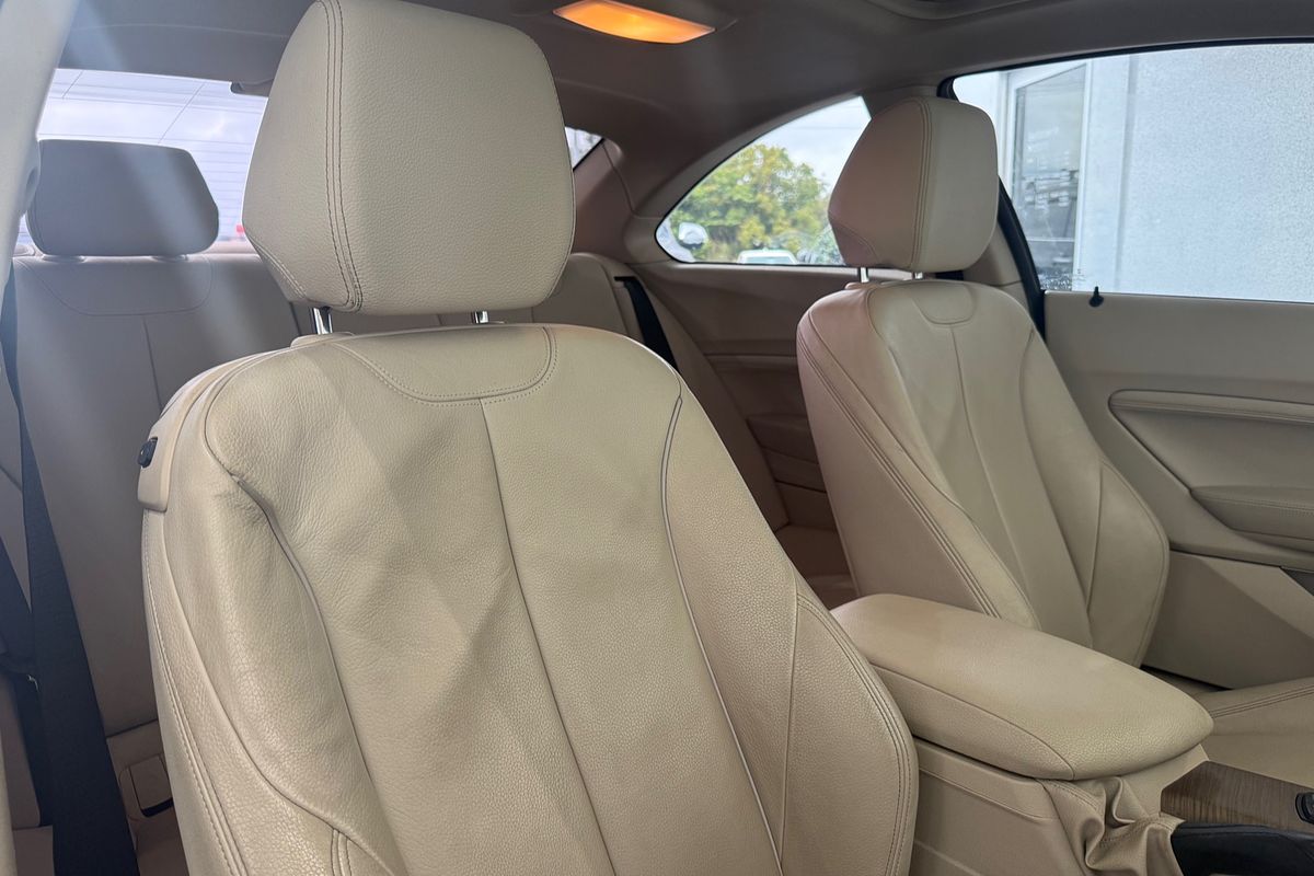 2016 BMW 2 Series 220i Sport Line F22