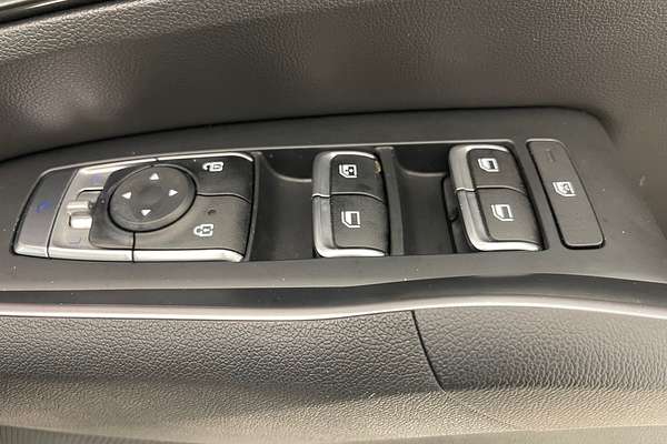 2022 Kia Sorento Sport MQ4
