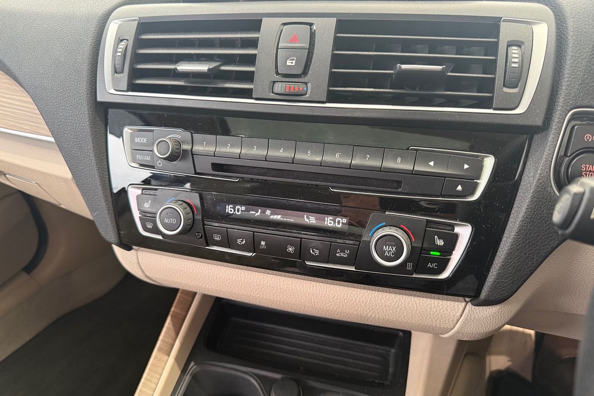 2016 BMW 2 Series 220i Sport Line F22