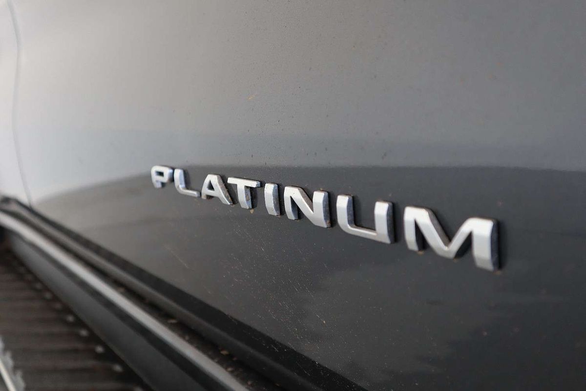 2022 Ford Everest Platinum
