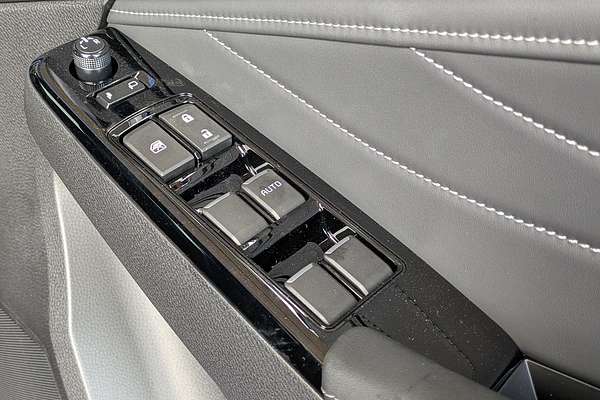 2025 Isuzu MU-X LS-T
