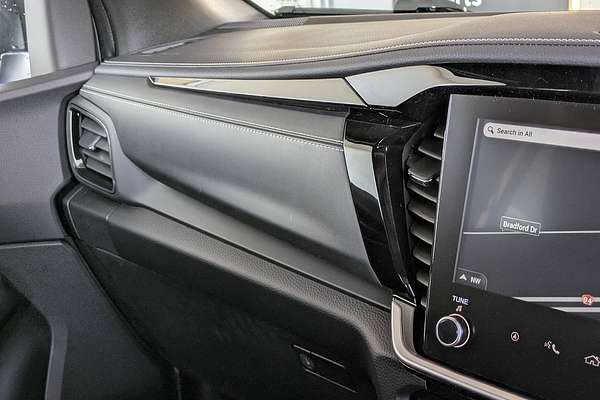 2025 Isuzu MU-X LS-T