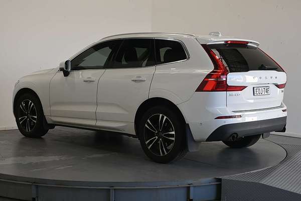 2021 Volvo XC60 T5 Momentum