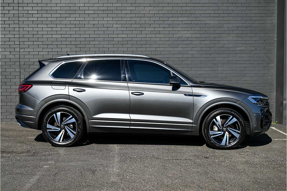 2023 Volkswagen Touareg 210TDI R-Line CR