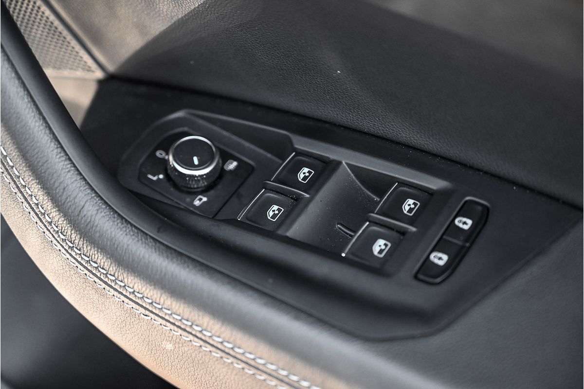 2023 Volkswagen Touareg 210TDI R-Line CR